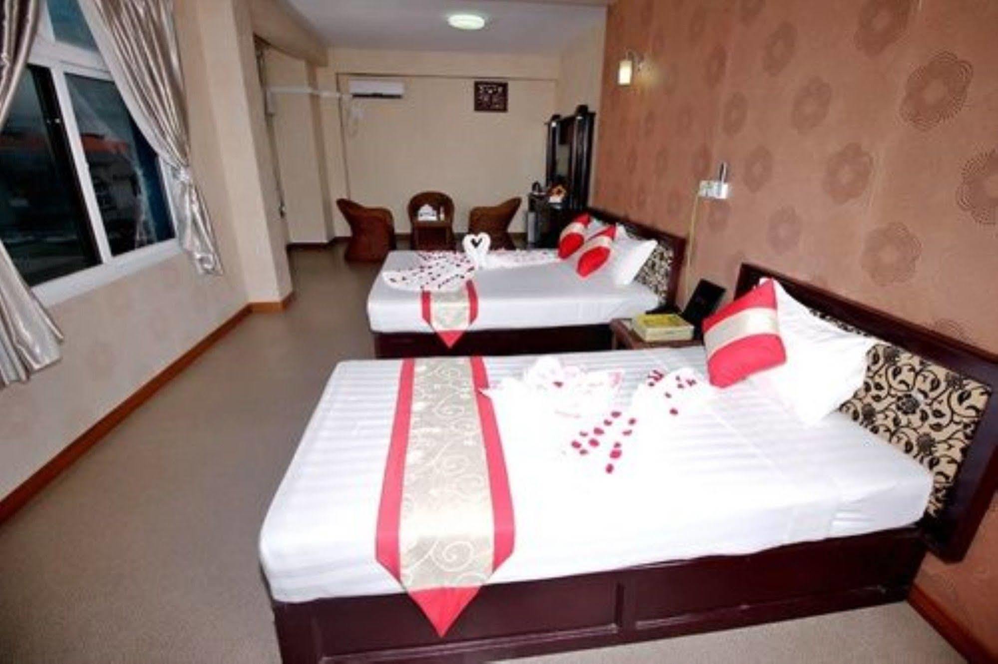Diamond Crown Hotel Gyogon Exteriér fotografie