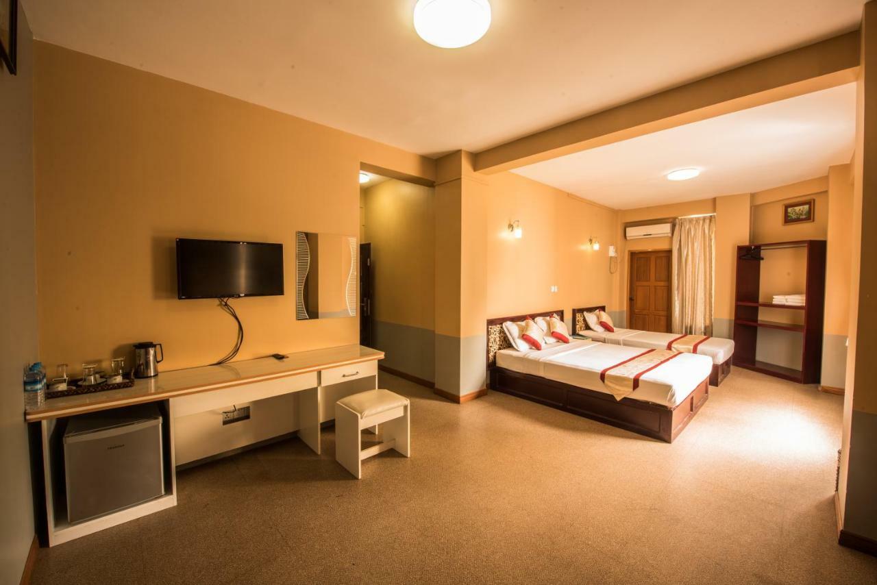 Diamond Crown Hotel Gyogon Exteriér fotografie